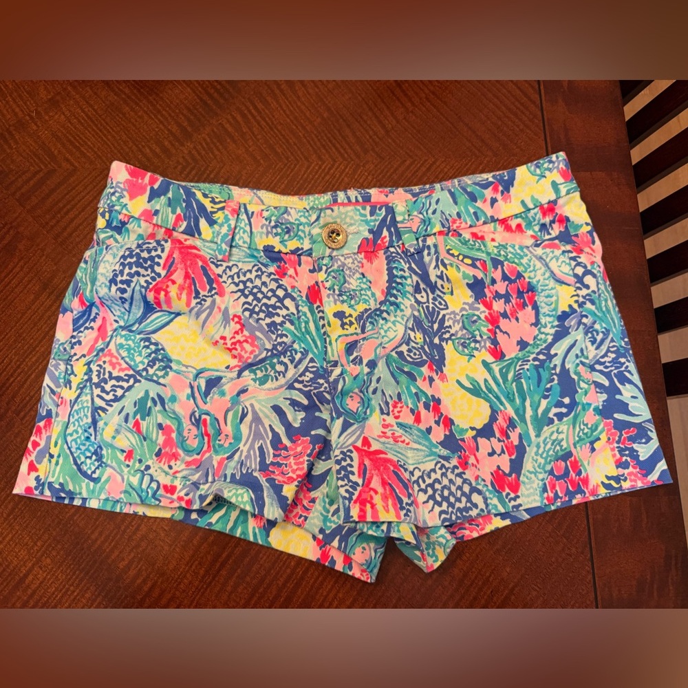 Lilly Pulitzer Mermaid Cove Shorts Size 4 - Picture 4 of 5